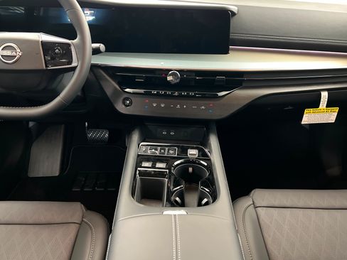 New 2026 Nissan Murano Platinum w/ Cargo Package AWD/4WD image 13