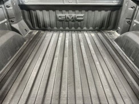 Used 2022 GMC Sierra 1500 SLT image 28