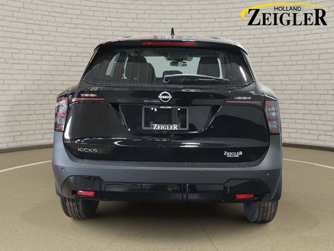 New 2026 Nissan Kicks S image 6