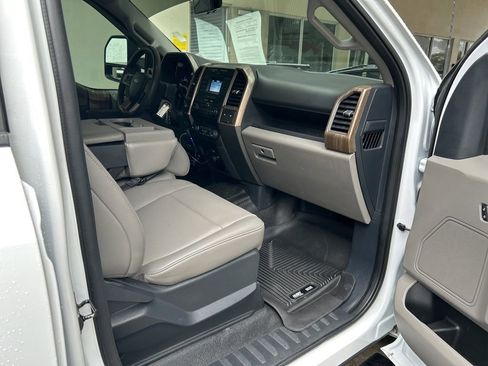 Used 2022 Ford F250 XL w/ Power Equipment Group image 23