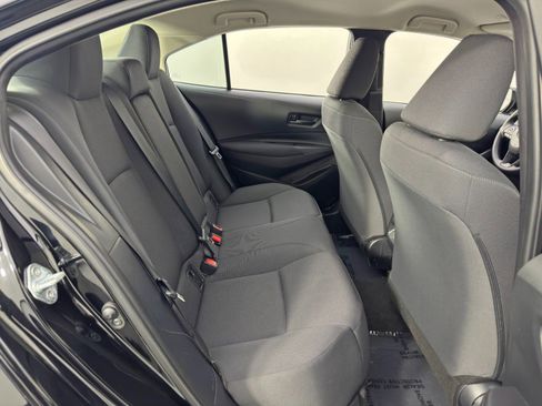 Used 2023 Toyota Corolla LE image 36