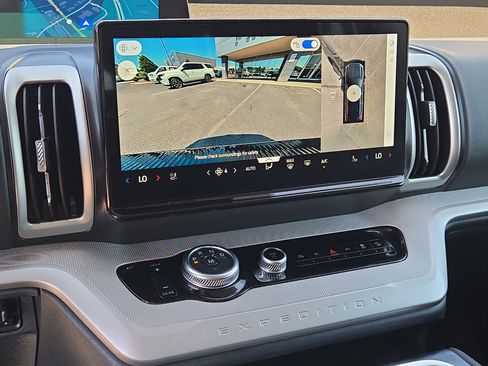 Certified 2025 Ford Expedition Max Active AWD/4WD image 34