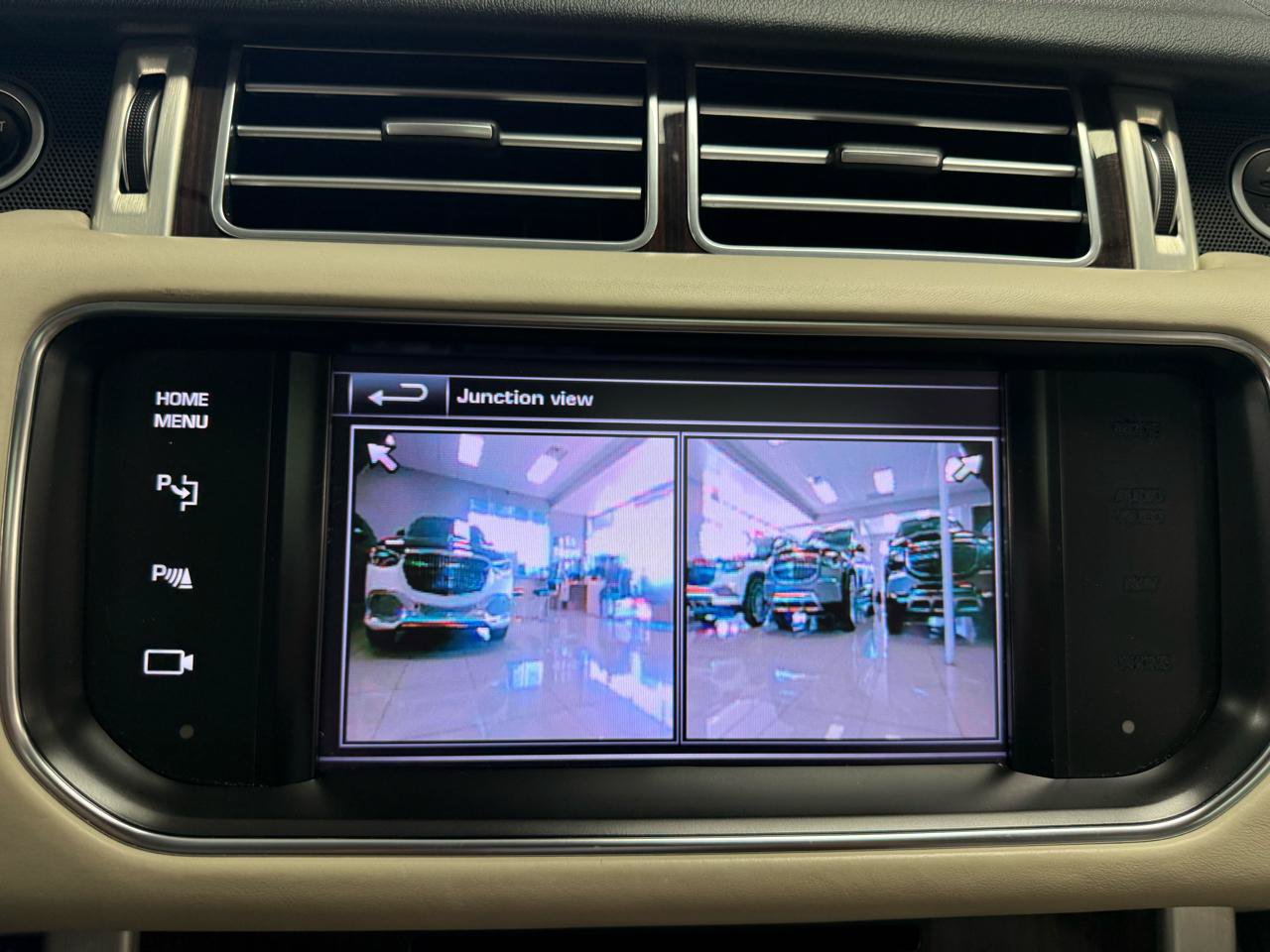 Used 2014 Land Rover Range Rover HSE AWD/4WD image 18