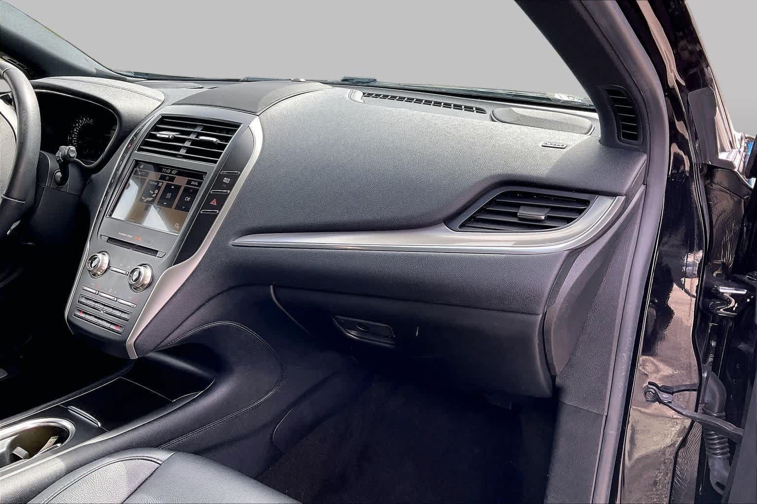 Used 2019 Lincoln MKC Premiere AWD/4WD image 17