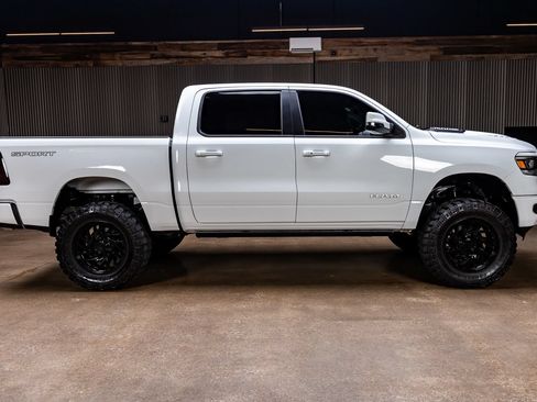 Used 2023 RAM 1500 Laramie AWD/4WD image 10