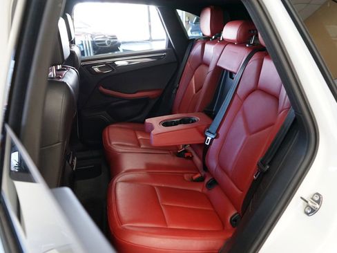 Used 2015 Porsche Macan S w/ Premium Package Plus image 52