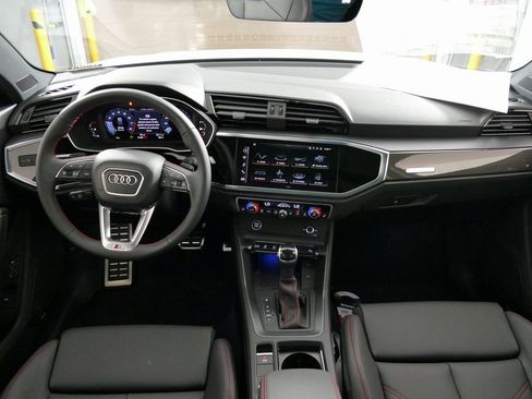 New 2025 Audi Q3 2.0T Premium Plus image 24