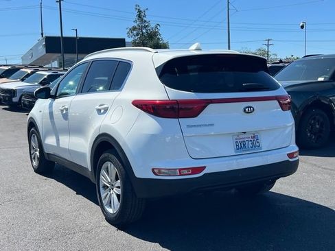 Used 2018 Kia Sportage LX w/ LX Popular Package AWD/4WD image 9