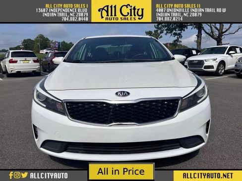 Used 2018 Kia Forte LX w/ LX Popular Package image 2