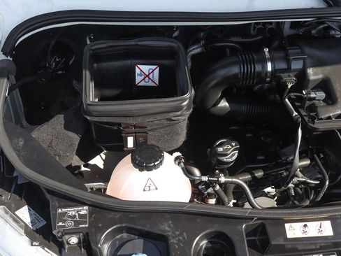 Used 2022 Mercedes-Benz Sprinter 2500 image 14