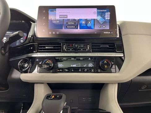 New 2026 Nissan Pathfinder SL image 24