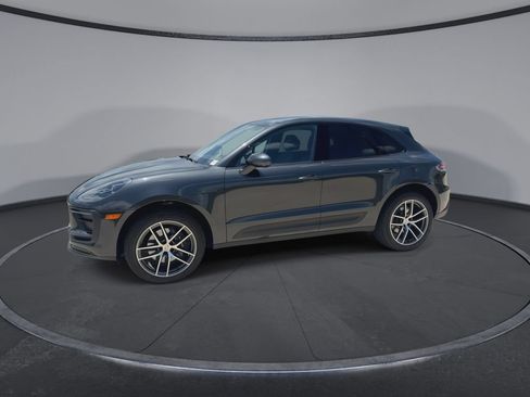 Used 2025 Porsche Macan AWD/4WD image 5