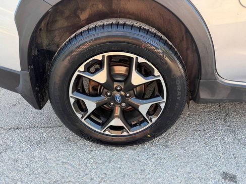 Used 2019 Subaru Crosstrek 2.0i Premium w/ Eyesight System AWD/4WD image 34