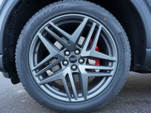 New 2026 Ford Explorer ST-Line w/ ST-Line Street Pack image 32