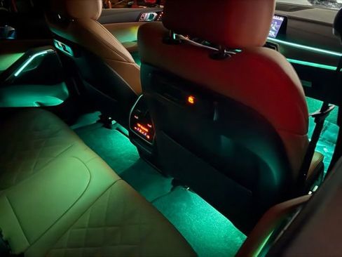 Used 2023 BMW X6 xDrive40i w/ M Sport Package image 35