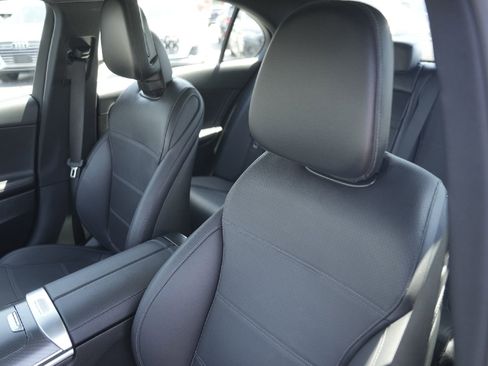 Used 2024 Mercedes-Benz C 300 4MATIC Sedan image 10