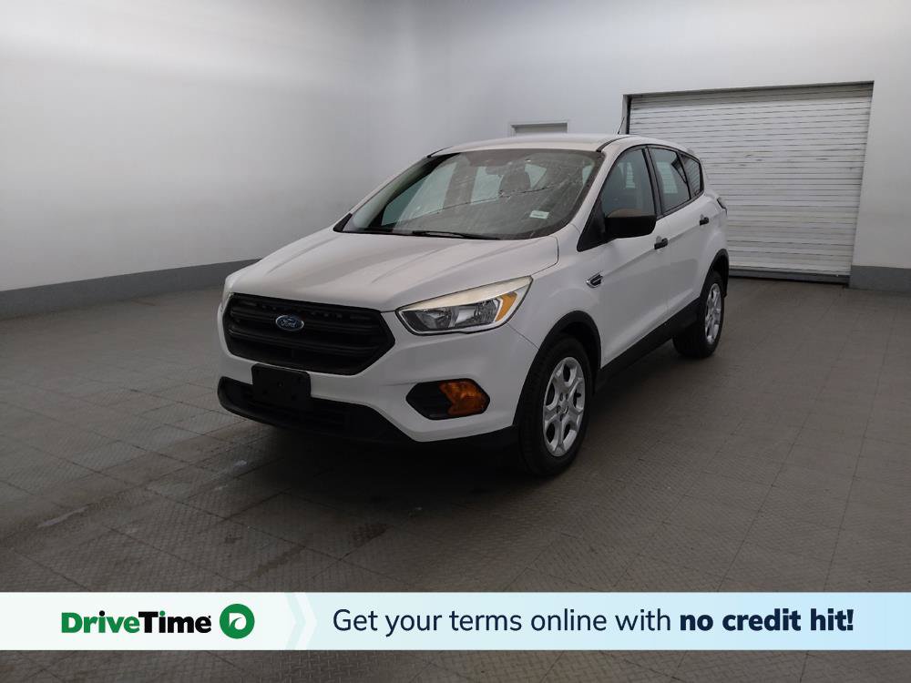 Used 2017 Ford Escape S FWD image 1