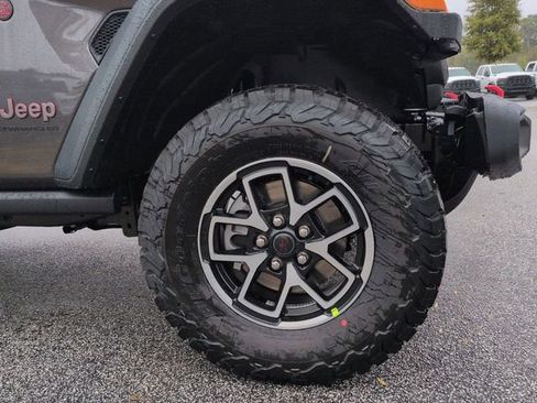 New 2026 Jeep Wrangler Unlimited Rubicon w/ Safety Group image 10