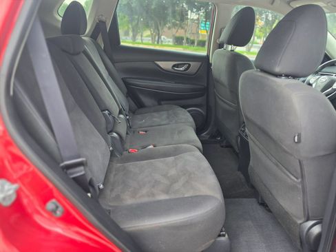 Used 2016 Nissan Rogue SV AWD/4WD image 15