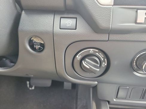 New 2026 Nissan Frontier SV AWD/4WD image 25