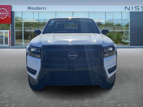 New 2026 Nissan Frontier SV w/ SV Convenience Package image 2