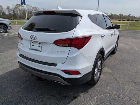 Used 2017 Hyundai Santa Fe Sport image 29