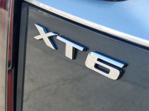 Used 2021 Cadillac XT6 Sport image 7