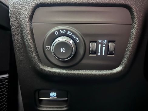 New 2026 Jeep Grand Cherokee L Limited AWD/4WD image 7