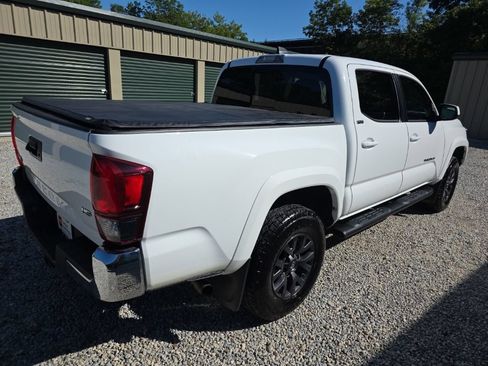 Certified 2020 Toyota Tacoma SR5 AWD/4WD image 7