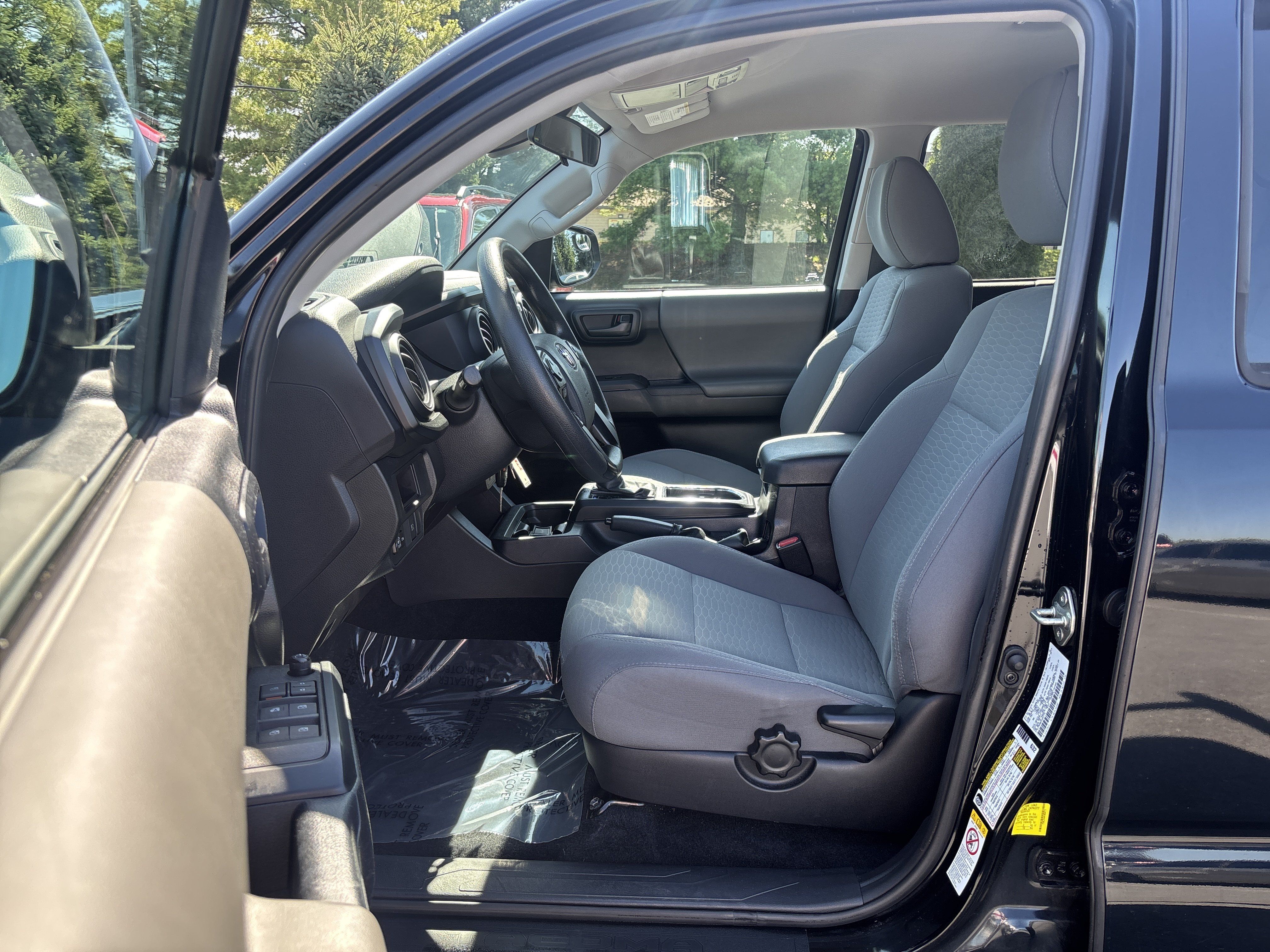Used 2019 Toyota Tacoma SR w/ SR Convenience Package AWD/4WD image 34
