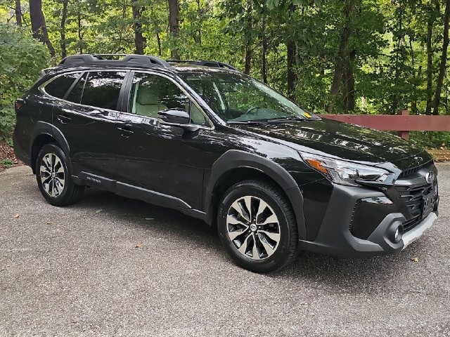Certified 2024 Subaru Outback Limited AWD/4WD image 1