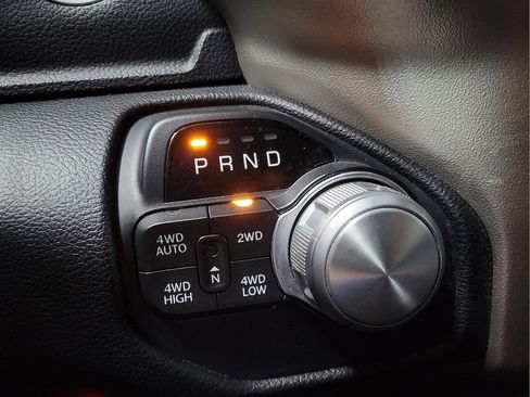 Used 2019 RAM 1500 Laramie image 16