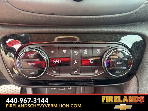 Used 2023 Buick Encore GX Select w/ Sport Touring Package image 18