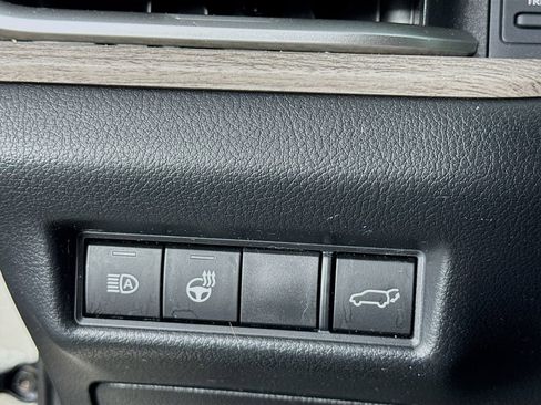 Used 2024 Toyota Grand Highlander AWD image 14