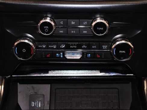 Certified 2023 Ford F150 Limited AWD/4WD image 38