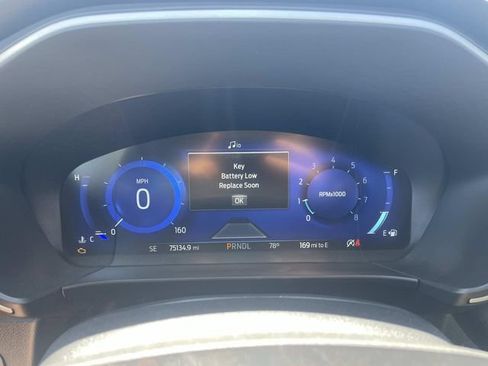 Used 2022 Ford Escape SEL w/ Technology Package FWD image 19