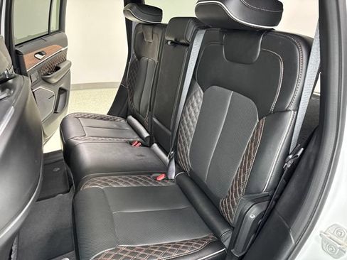 Used 2024 Jeep Grand Cherokee Summit w/ Adv Protech Group IV AWD/4WD image 27