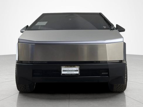 Used 2025 Tesla Cybertruck Cyberbeast AWD/4WD image 8
