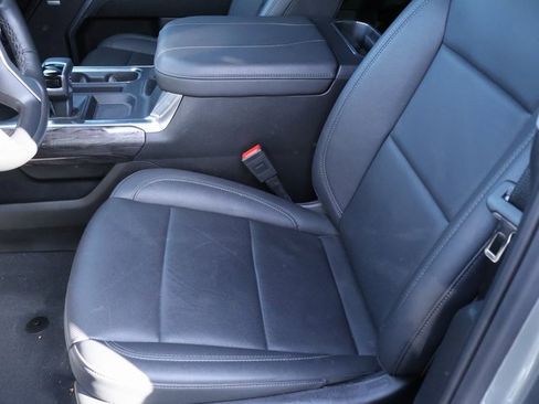 Certified 2025 Chevrolet Silverado 1500 LTZ w/ Z71 Off-Road Package image 15