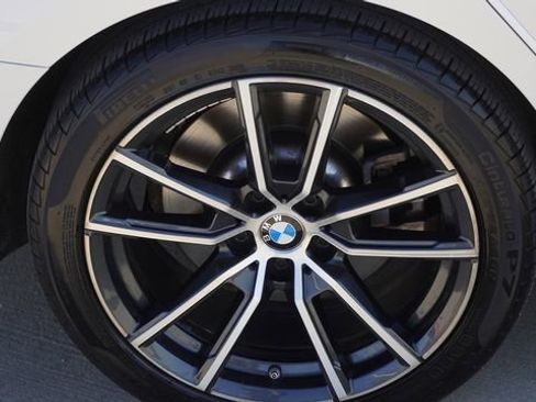 Used 2022 BMW 330i Sedan image 11
