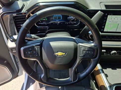 Used 2024 Chevrolet Silverado 3500 High Country w/ Technology Package AWD/4WD image 20