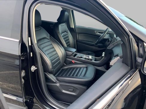 Used 2024 Ford Edge SEL AWD/4WD image 9
