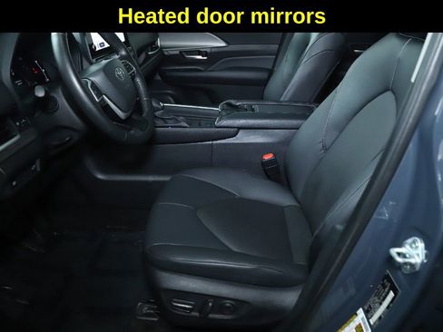 Used 2024 Toyota Grand Highlander XLE image 19