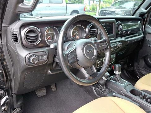 Certified 2020 Jeep Wrangler Unlimited Sport image 25