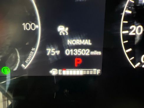 Used 2025 Honda CR-V Sport image 11