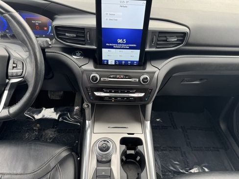 Used 2020 Ford Explorer ST w/ ST Street Pack image 33