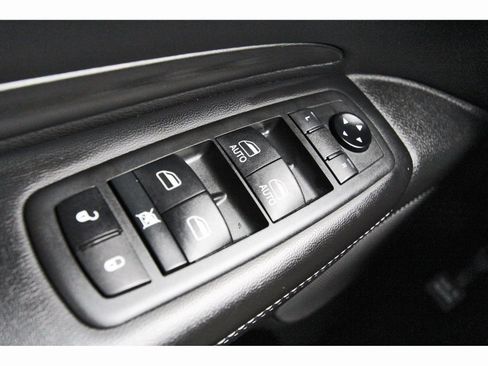 Used 2021 Dodge Durango SXT image 20