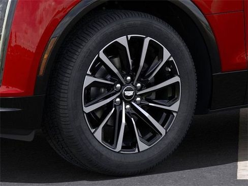 New 2025 Cadillac Lyriq Sport image 9