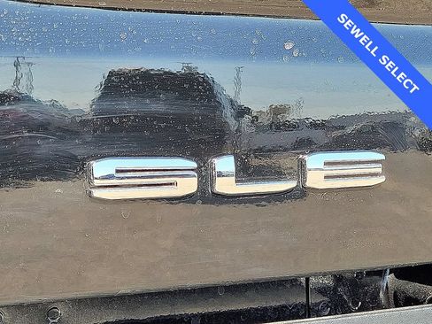New 2026 GMC Sierra 1500 SLE w/ Preferred Package RWD image 9