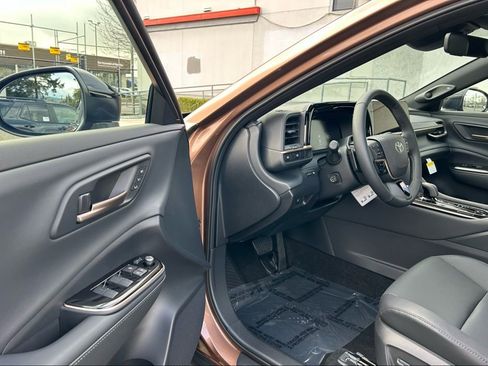 New 2026 Toyota Crown Platinum AWD/4WD image 9